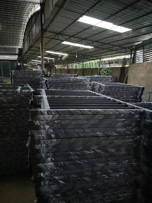 定制锌钢阳台护栏 南宁华轩护栏厂的专业建筑解决方案